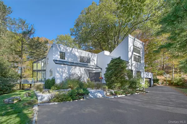73 Whippoorwill Lake RD, Chappaqua, NY 10514