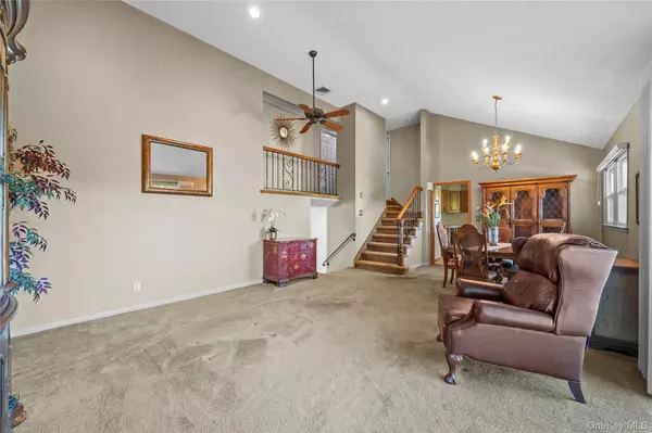 Sayville, NY 11782,261 Johnson AVE
