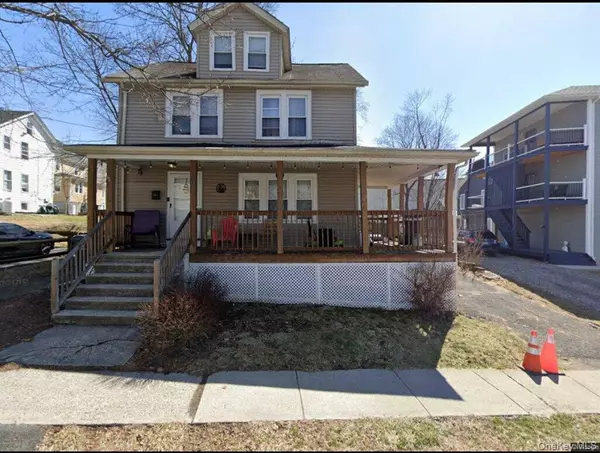11 Capron ST, Walden, NY 12586