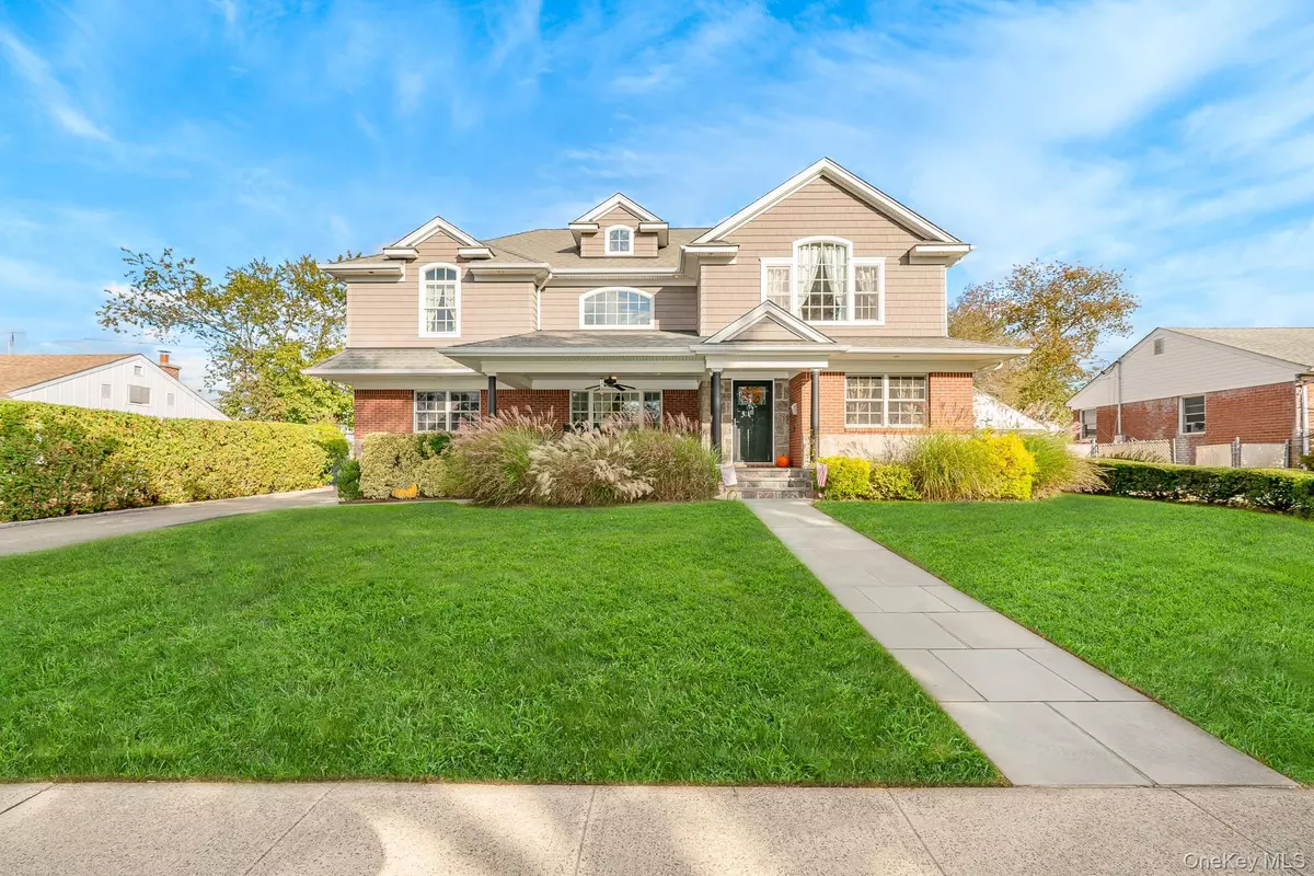 New Hyde Park, NY 11040,87 East ST