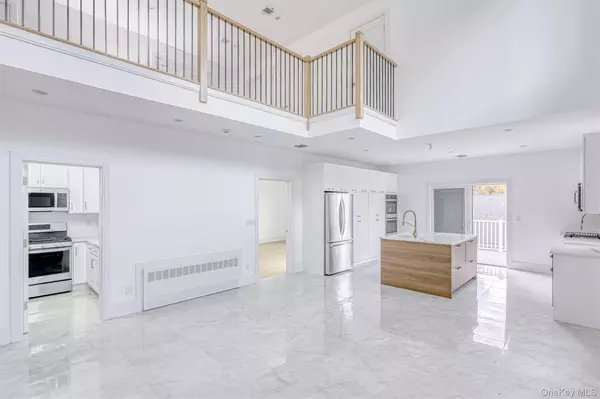 Suffern, NY 10901,16 Silverwood CIR