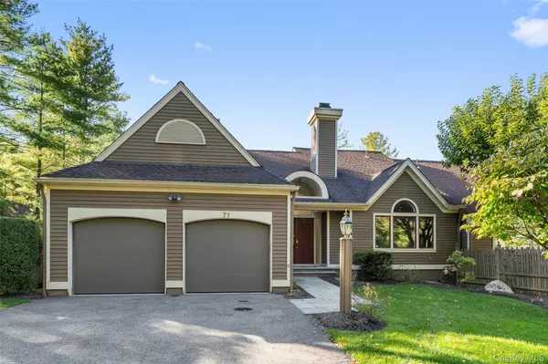 71 Clubhouse LN, Scarsdale, NY 10583