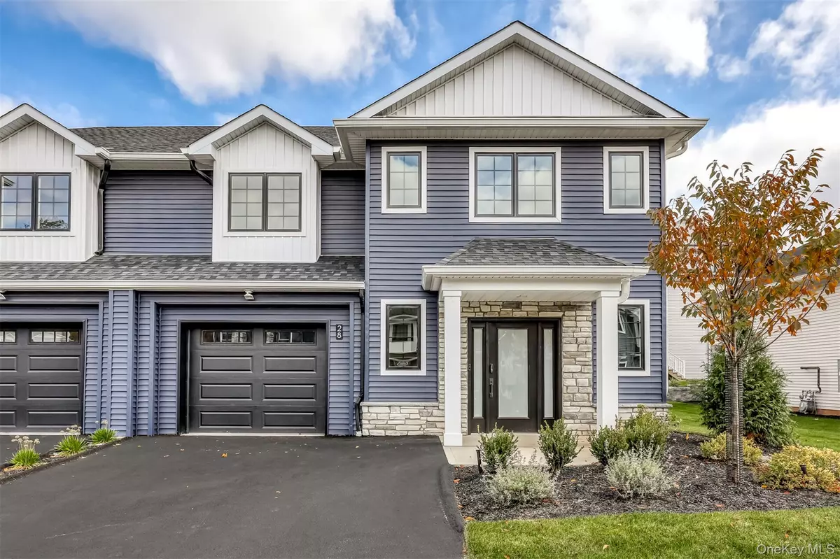 Suffern, NY 10901,28 Silverwood CIR