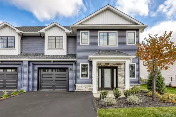 28 Silverwood CIR, Suffern, NY 10901