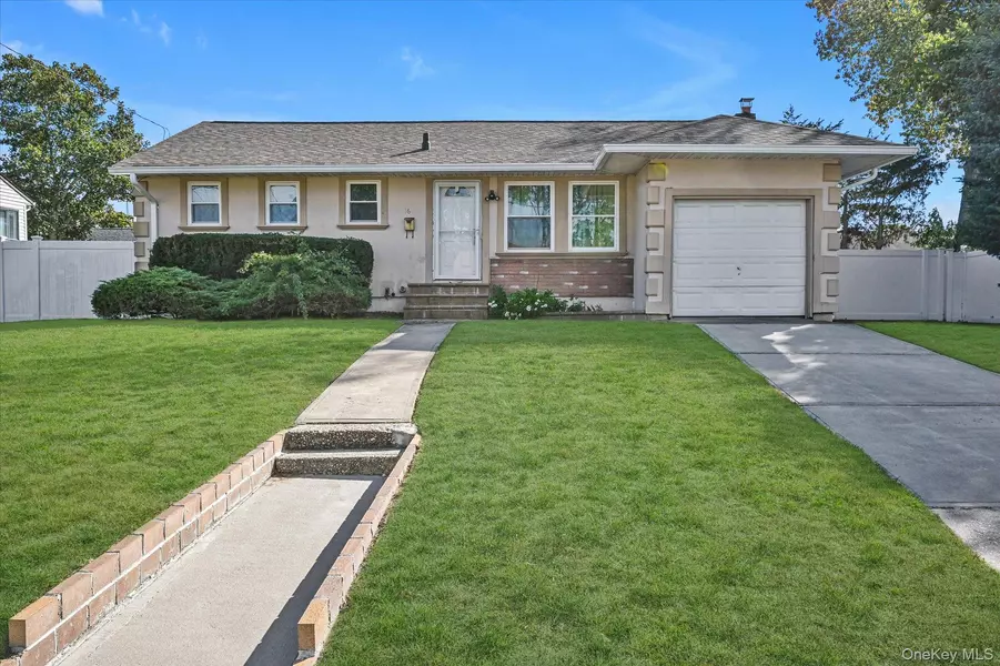 16 E Chestnut ST, Central Islip, NY 11722