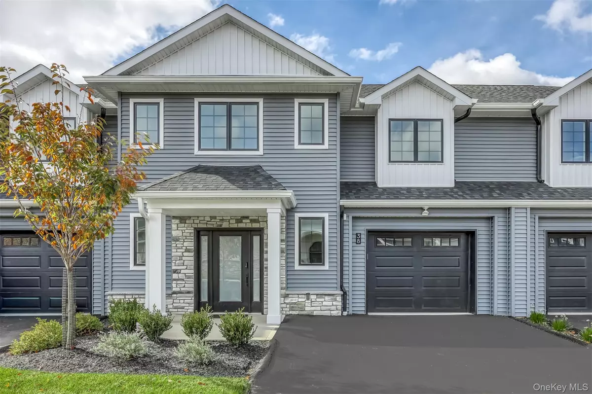 Suffern, NY 10901,38 Silverwood CIR