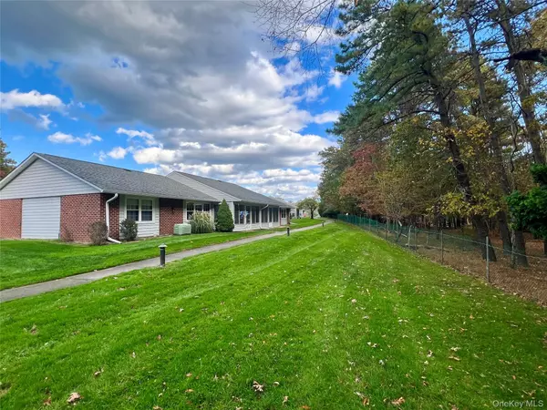 Ridge, NY 11961,65A Enfield CT #A