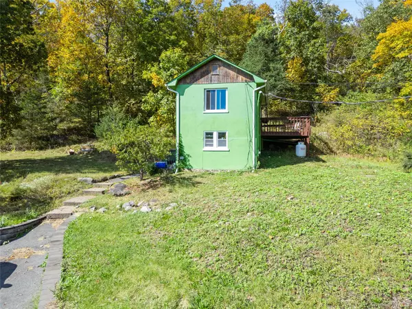 Sloatsburg, NY 10974,265 Orange TPKE