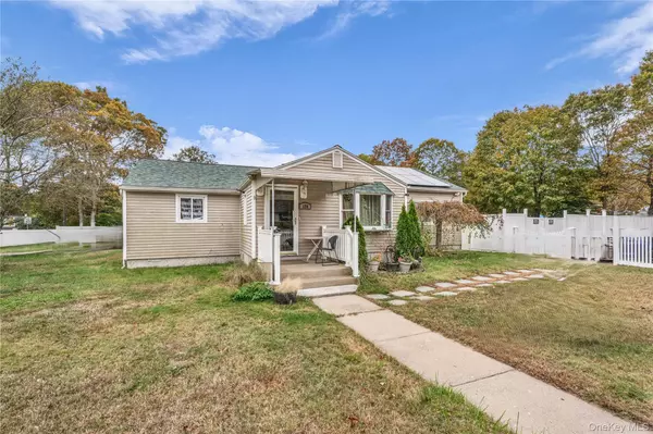 Mastic, NY 11950,120 Somerset AVE