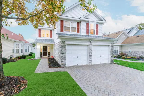 Middle Island, NY 11953,17 Ariel DR