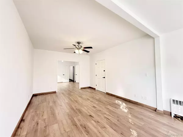 Glendale, NY 11385,7848 85th ST #2
