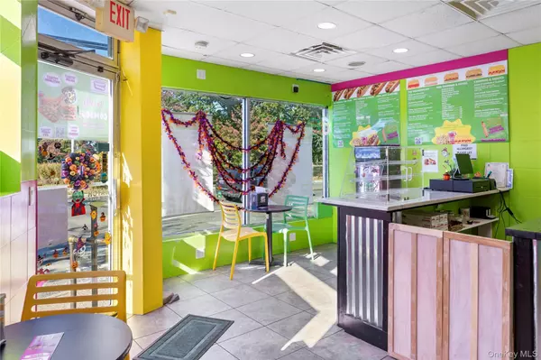 Bayville, NY 11709,80 Bayville AVE