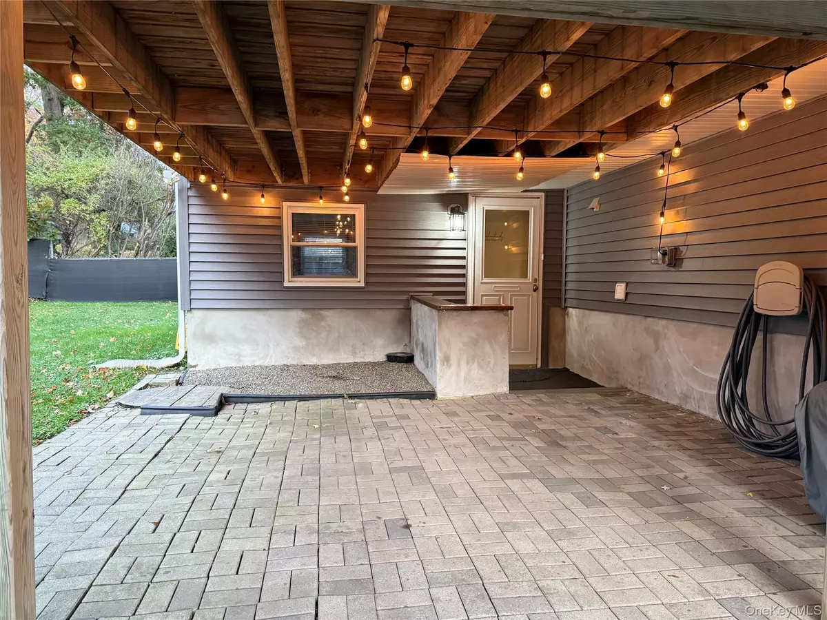 Hopewell Junction, NY 12533,77 Elk RD