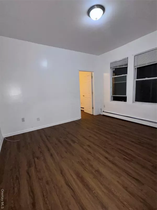 Bronx, NY 10466,3951 De Reimer AVE #1