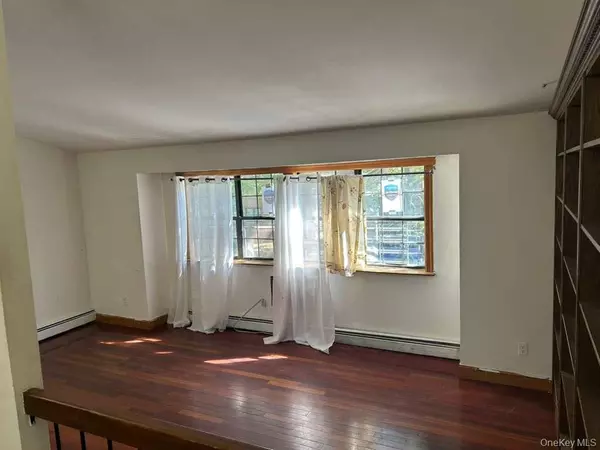 College Point, NY 11356,408 121st ST #26