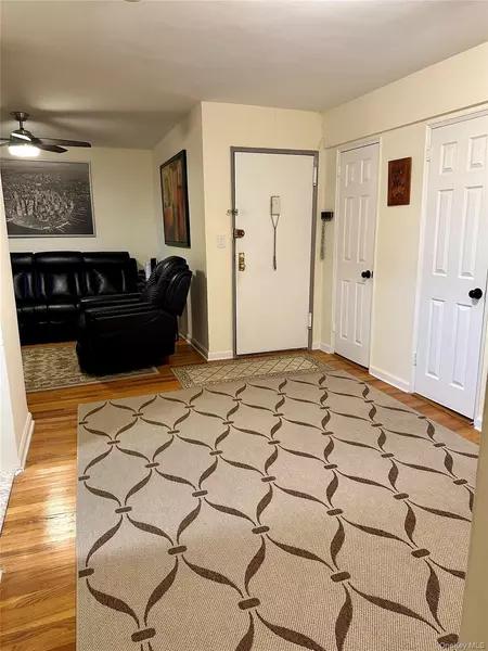 125 Bronx River Road #7K, Yonkers, NY 10704