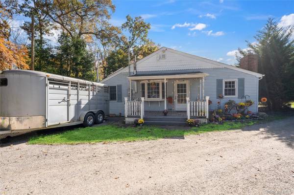 114 Sportsmen ST, Central Islip, NY 11722