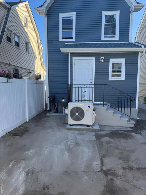 Jamaica, NY 11436,14235 Sutter AVE