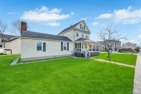 Bethpage, NY 11714,209 Central AVE