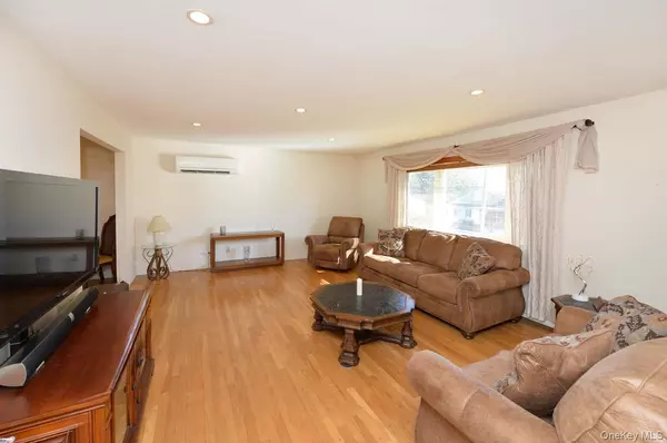 Valley Cottage, NY 10989,13 Park TER