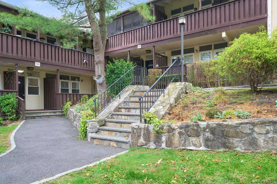 103 Wiltshire RD #D6, Scarsdale, NY 10583