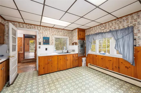 Brewster, NY 10509,31 Shore DR