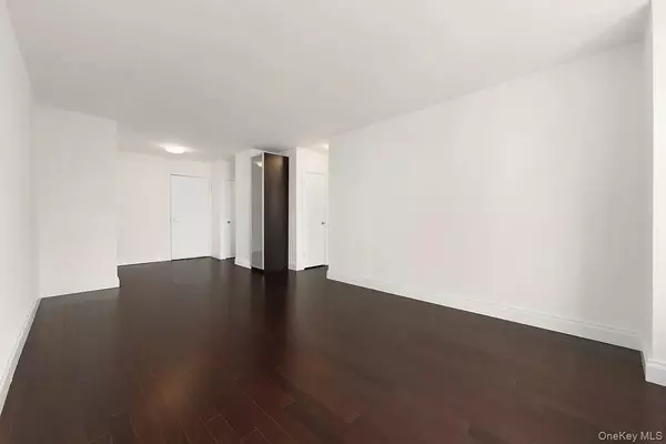 New York (manhattan), NY 10017,212 East 47th st #30D