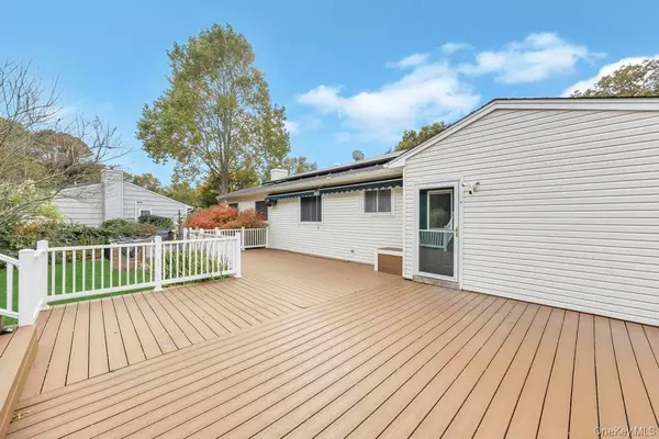 Manorville, NY 11949,47 Evelyn CT