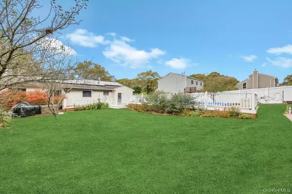 Manorville, NY 11949,47 Evelyn CT