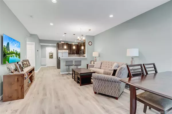 Melville, NY 11747,171 Clubhouse CIR