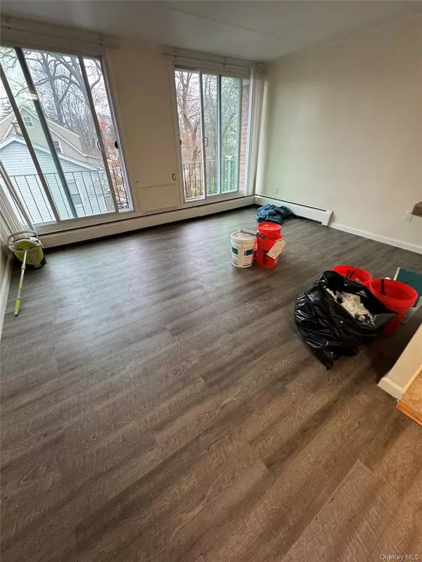 Lynbrook, NY 11563,121 Vincent Ave