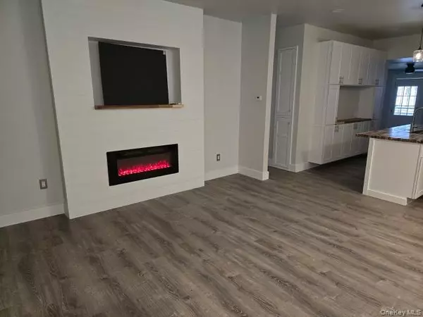 Bronx, NY 10462,1003 Sackett AVE