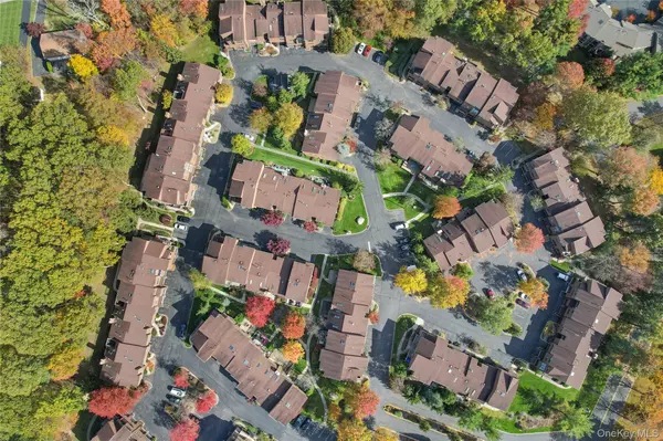 Nanuet, NY 10954,17 Timberline DR