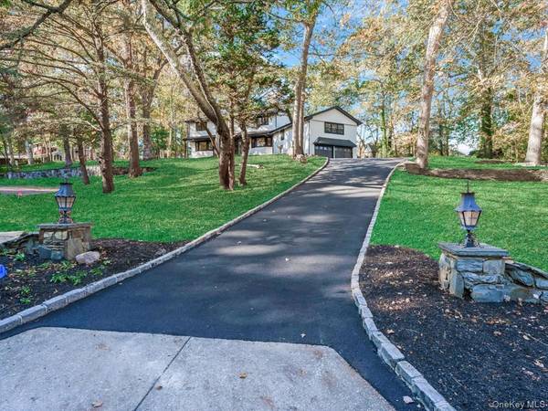 Dix Hills, NY 11746,11 Gorham LN