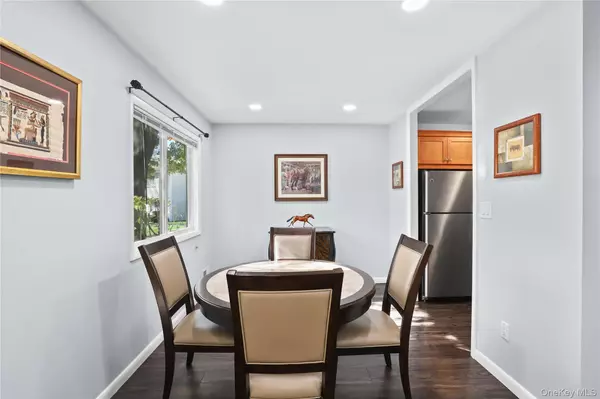 Yorktown Heights, NY 10598,98 Molly Pitcher LN #A