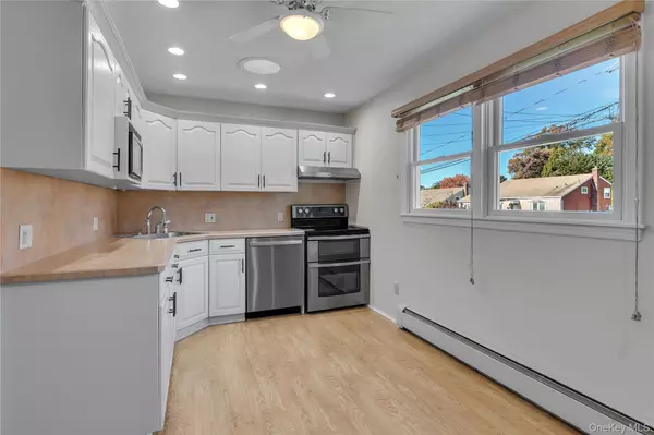 Huntington Station, NY 11746,16 Cortelyou ST