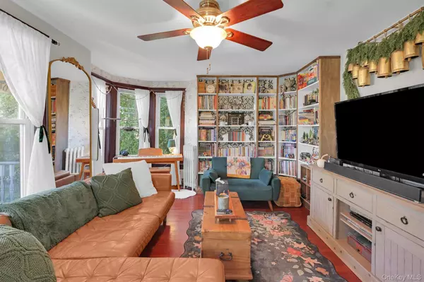 Patchogue, NY 11772,67 Jayne AVE