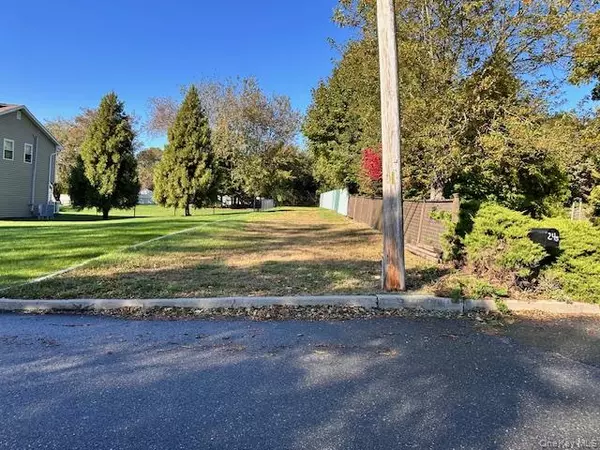 Lot B Merritts PATH, Rocky Point, NY 11778