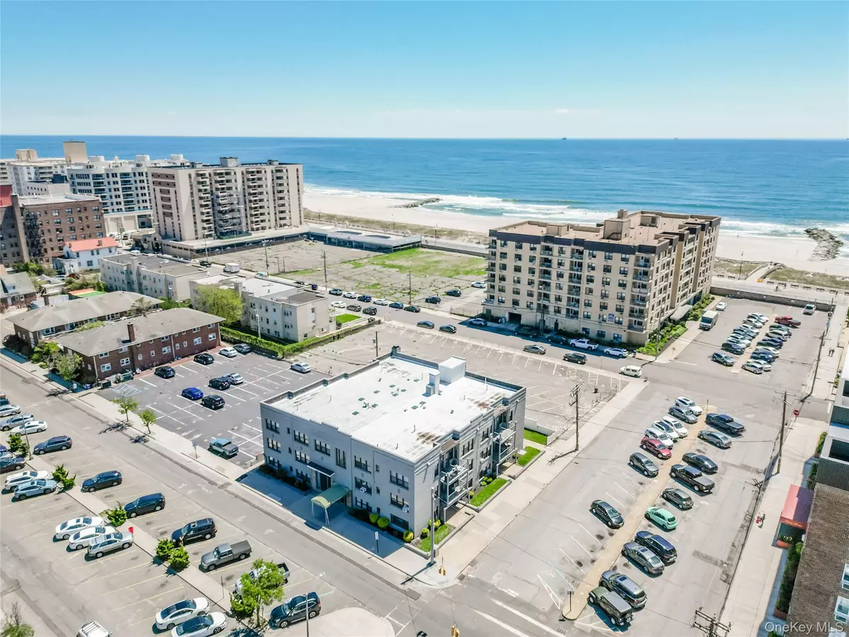 Long Beach, NY 11561,302 E Broadway #B