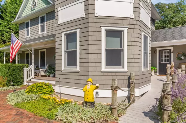 Mattituck, NY 11952,105 Ole Jule LN