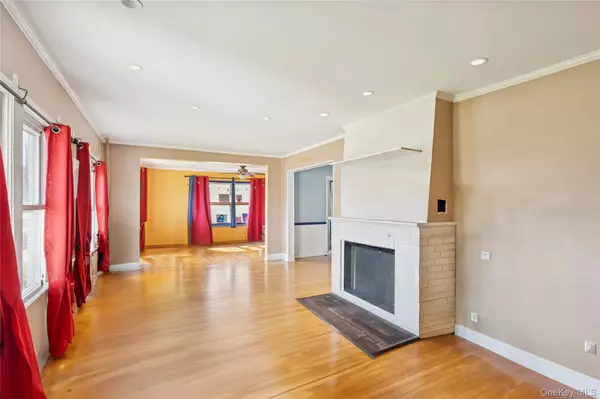 Patchogue, NY 11772,216 Jayne AVE