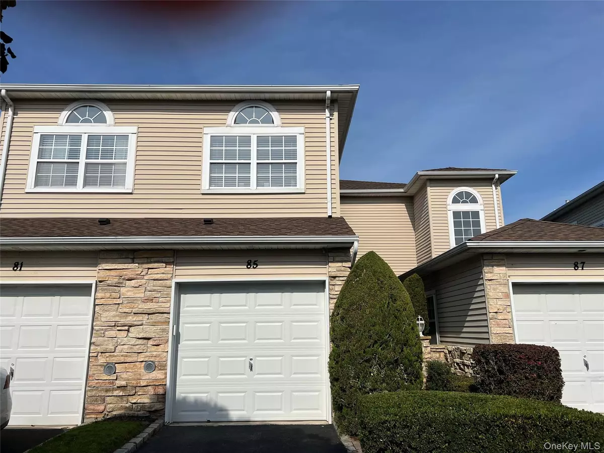 Hauppauge, NY 11788,85 Windwatch DR