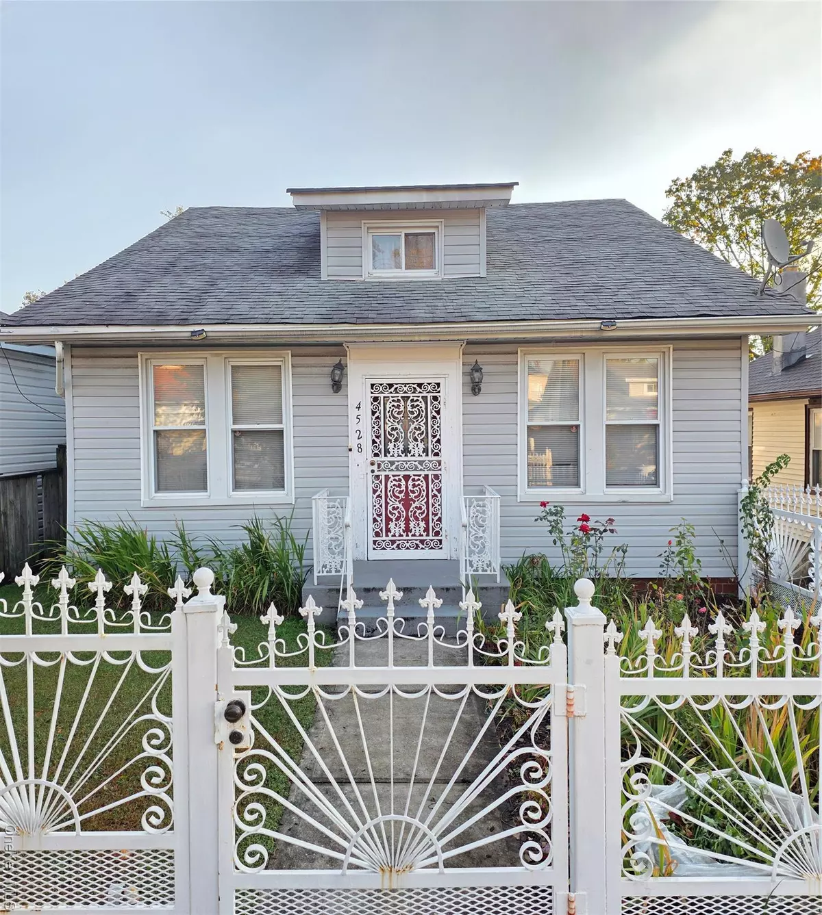 Bronx, NY 10466,4528 Wilder AVE