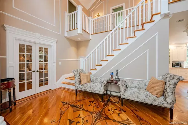 Cold Spring Harbor, NY 11724,155 Jennings RD