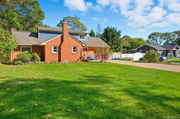Nesconset, NY 11767,19 Marion ST