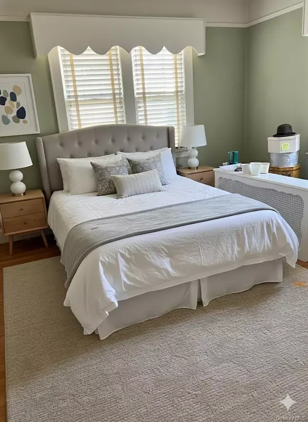 Westbury, NY 11590,40 Lafayette AVE