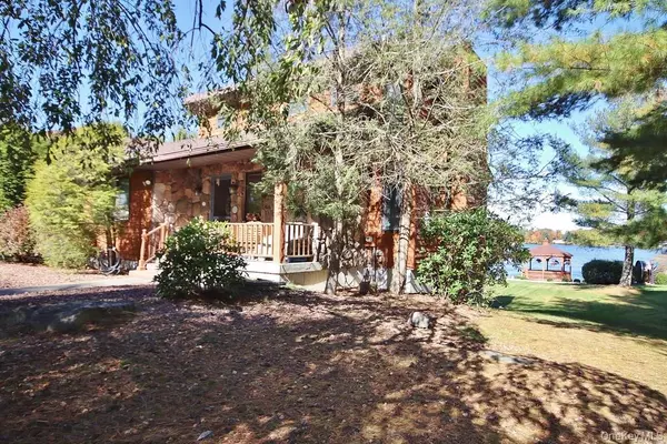 Rock Hill, NY 12775,44 Lake Shore DR