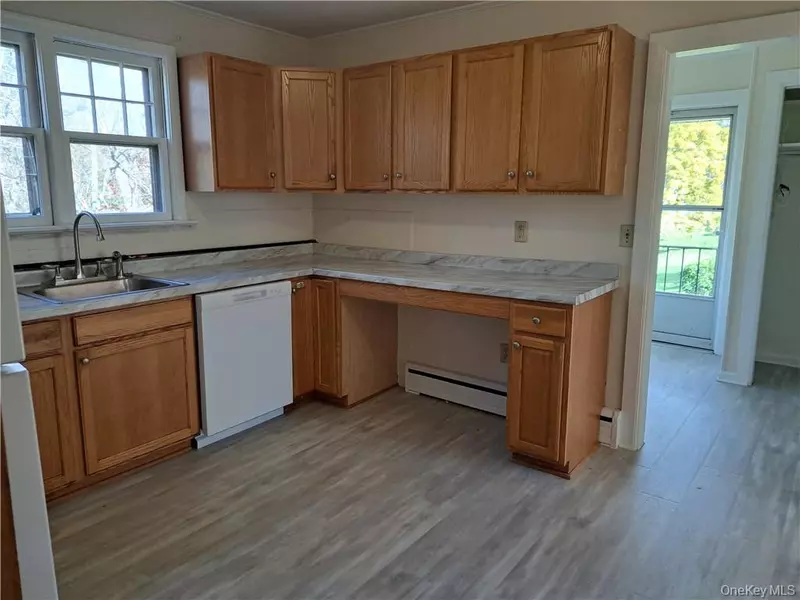 1521 Route 208, Washingtonville, NY 10992