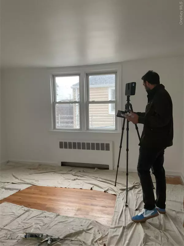 East Rockaway, NY 11518,83 Adams ST