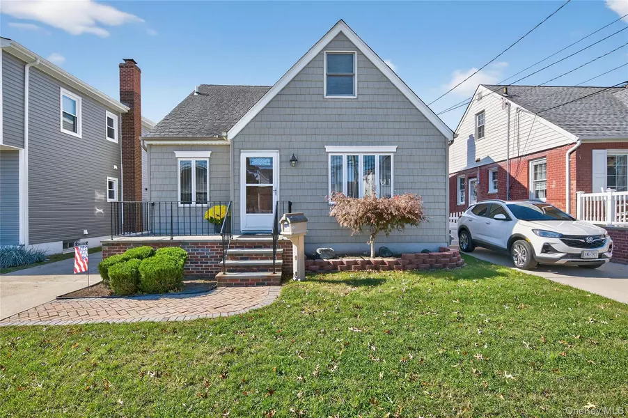 242 James ST, Franklin Square, NY 11010